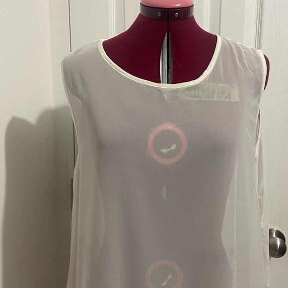 Simply Couture women beige sheer sleeveless two frill hemline top. Size 1XL. NWT - Picture 3 of 8